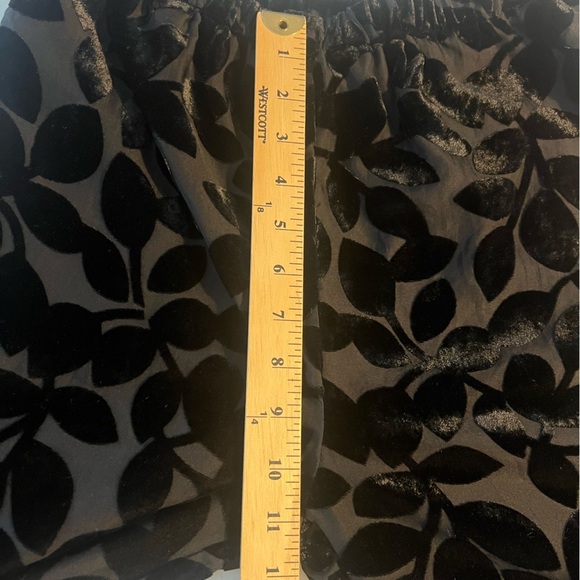Gretchen Scott Leaf Burnout Velvet Palazzo Pants Sheer Pull On Ankle Black XXS - Picture 9 of 14